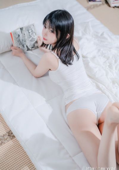 欧美沙滩裸晒_BD韩语电影全集观看