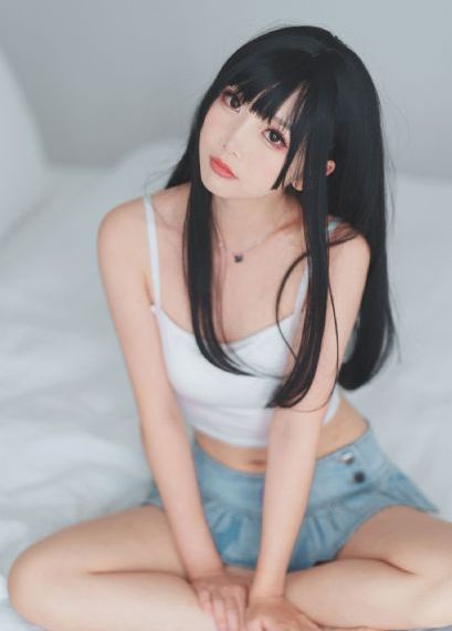 欧美丰满妇大ass131_短视频完整无删减版
