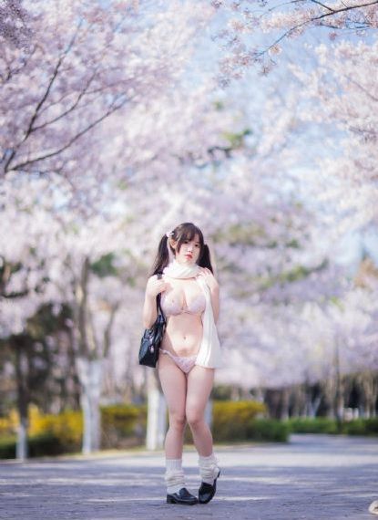 欧美黄色牛仔_720高清视频观看