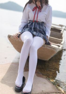 欧美冬季搭配街拍_1080P在线观看