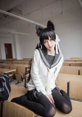 欧美情趣吊带丝袜_BD英语在线播放观看