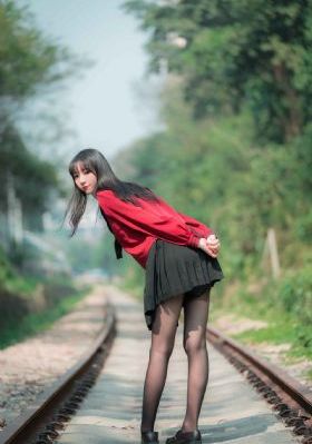 美女隐私部幻夥淹_国产剧电影在线看